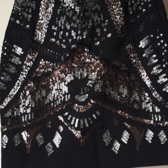 NWT Black Express Sequin Aztec Skirt - Picture 5 of 5
